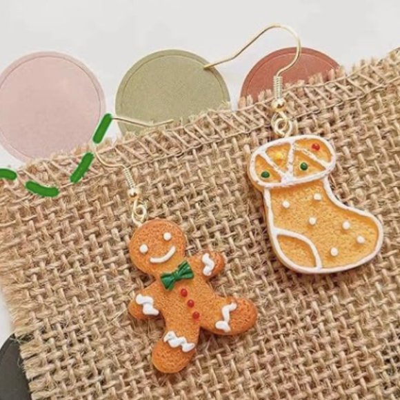 Gingerbread Earrings - Picture 5 of 7